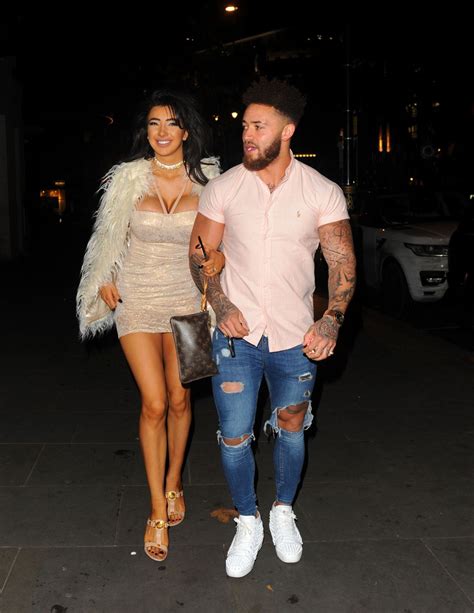 chloe khan pregnant